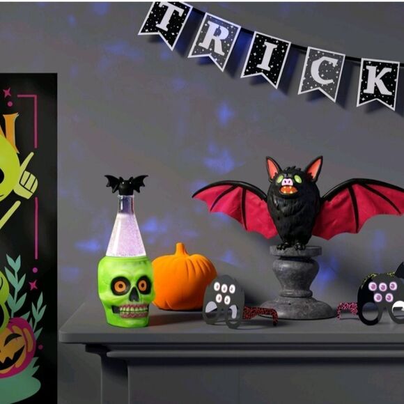 Target Halloween 2024 Hyde & Eek! Halloween Skull Lava Lamp Light, New - Picture 10 of 10